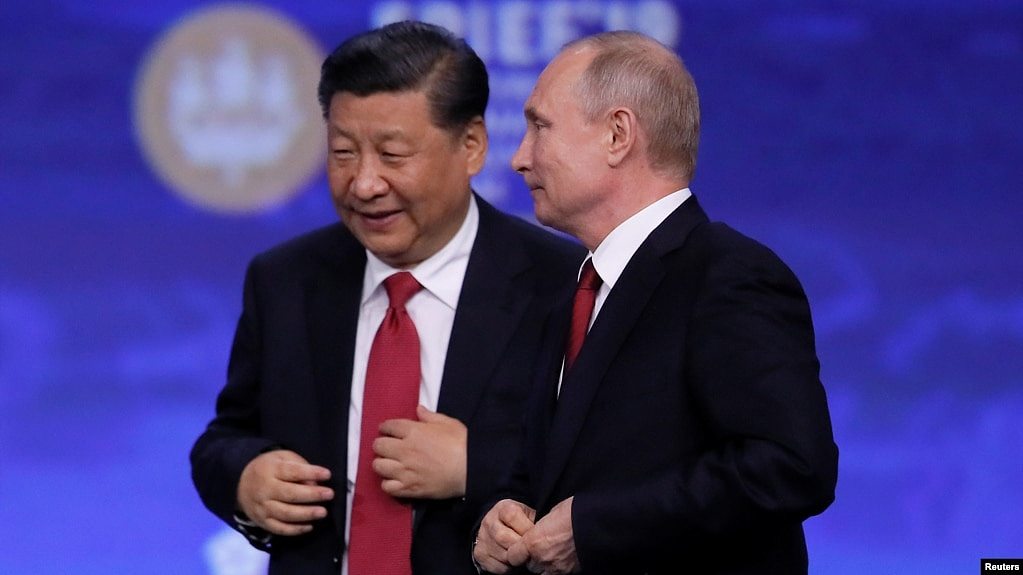 中国国家主席习近平和俄罗斯总统普京在圣彼得堡出席国际经济论坛会议期间。（路透社 2019年6月7日）
