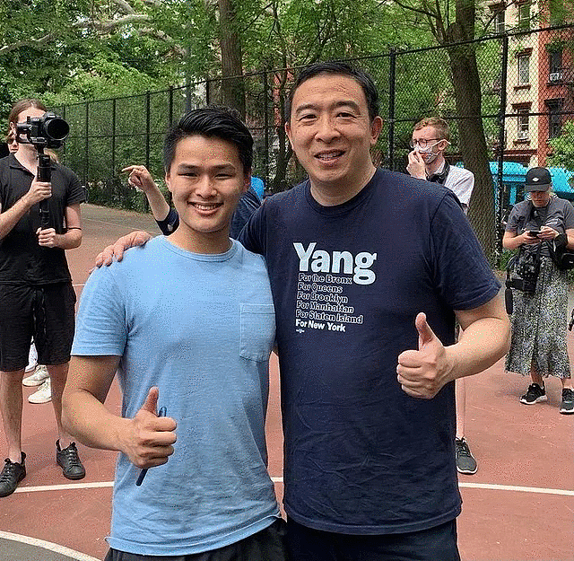 史上最年轻！18岁华裔大学生竞选纽约市主计长（图） - 7