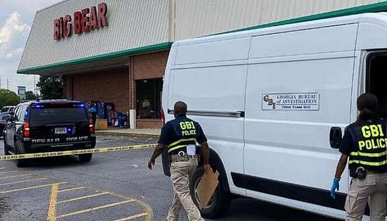  佐治亚州一家杂货店发生枪击事件美国广播公司图