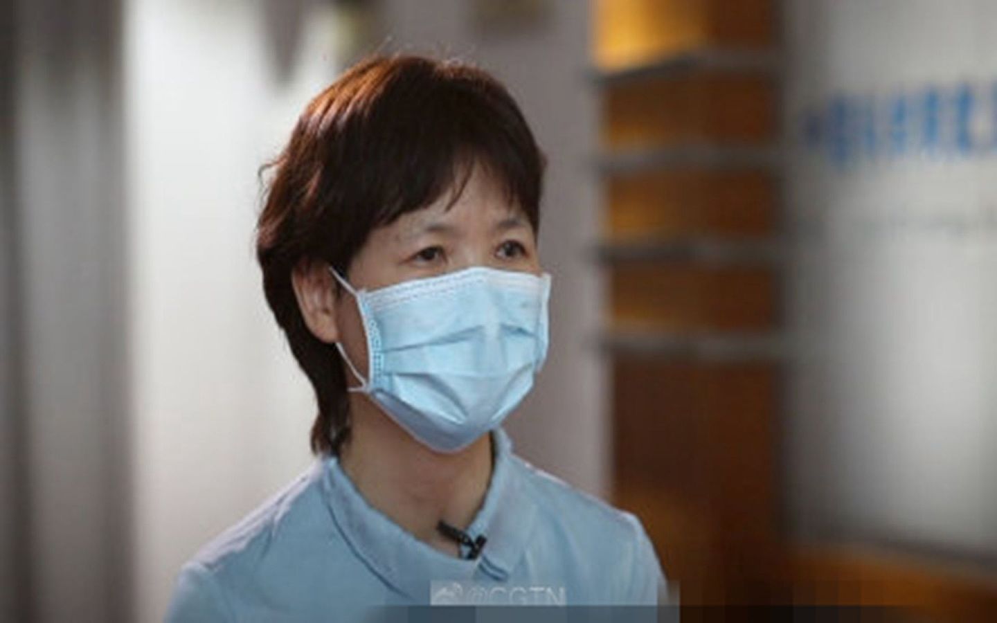 中国科学院此前发布的消息称，石正丽在疫情爆发后，“第一时间作为最主要的骨干力量参与到疫情防控的科技攻关中”。（微博@CGTN）