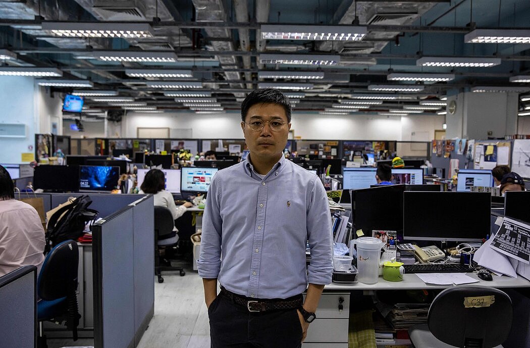 《苹果日报》总编辑罗伟光在周四被捕人士之列。