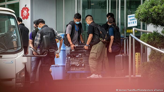 Hongkong | Festnahme von Apple Daily Mitarbeiter durch Sicherheitsgesetz