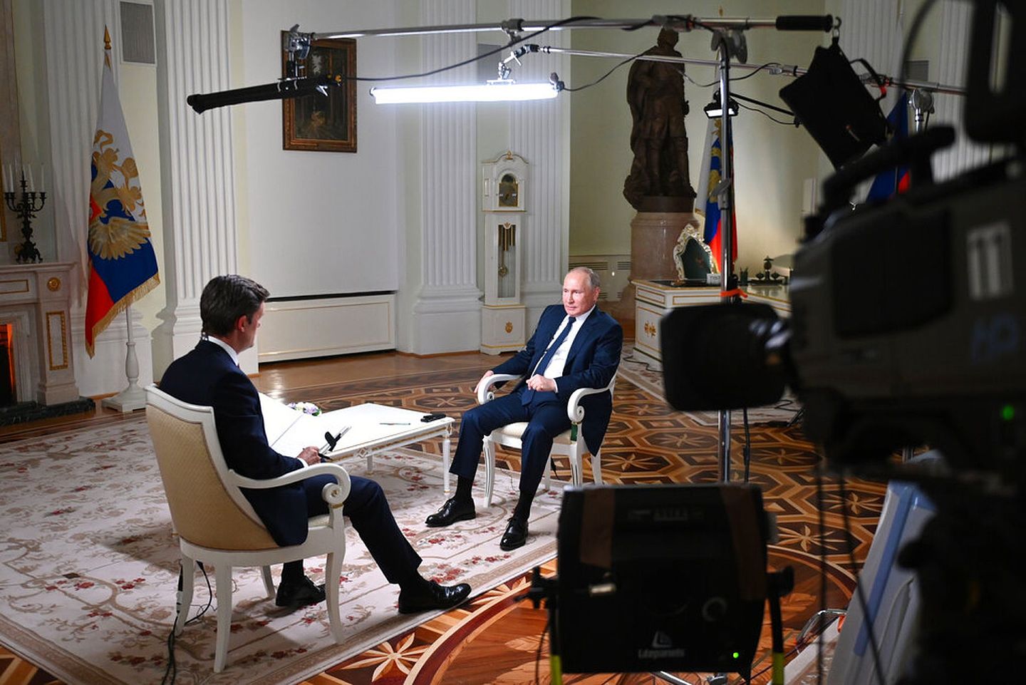普京日前接受了美媒的专访，克里姆林宫6月14日公布了专访内容和视频。（AP）