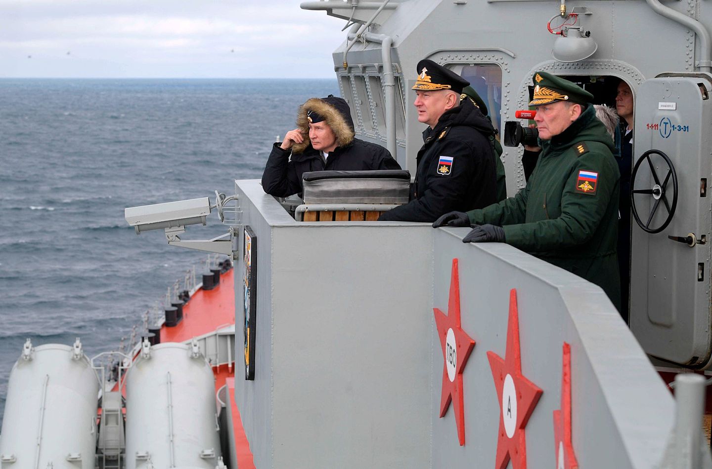 2020年1月9日，俄罗斯总统普京观看海军演习画面。（AP）