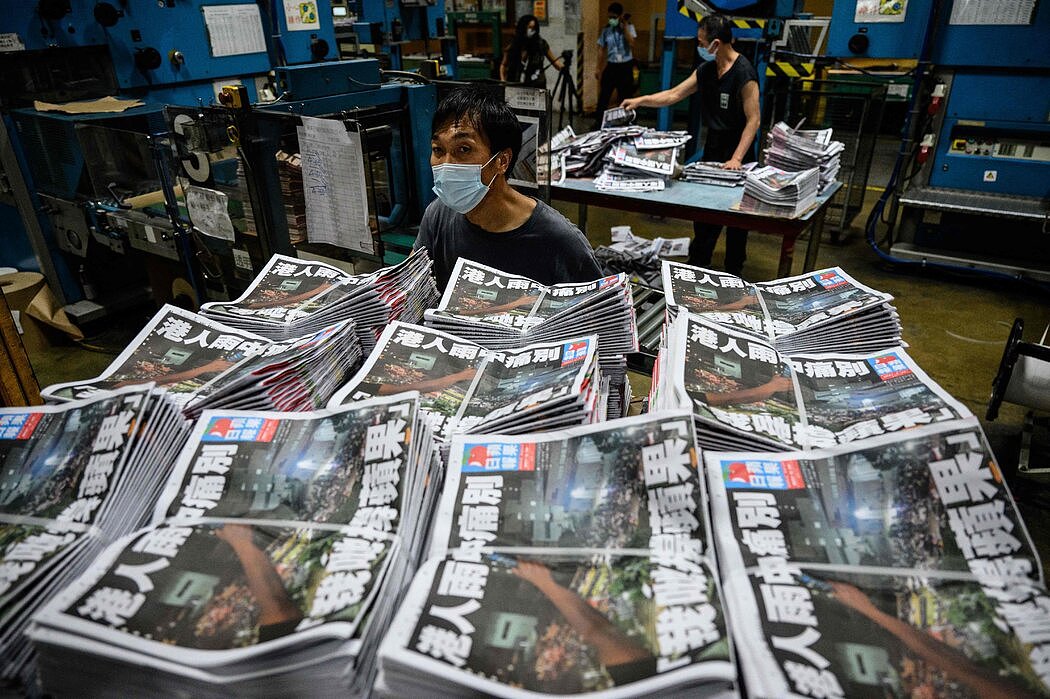 该报称周四的报纸印刷了100万份。