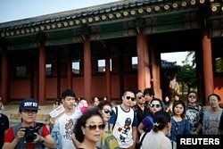 在韩国旅游的中国游客