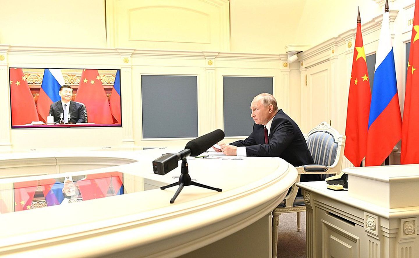 习近平和普京6月28日举行视频会晤。（克里姆林宫网站）