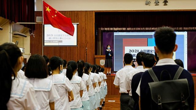 香港的学校有越来越多国家相关的内容。