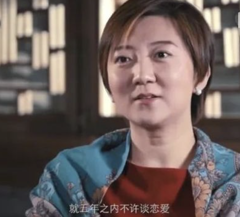 赵本山两女儿同爹不同命，一个低调朴实，一个却炫富整容恋爱不断（组图） - 3