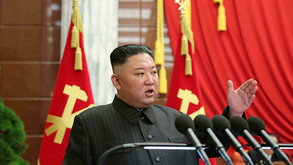 金正恩召开会议对朝鲜高层进行重大改组