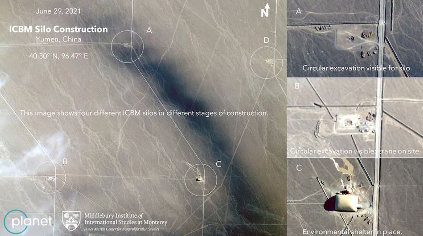 商业卫星照片显示，中国疑似在西北部沙漠地区建造导弹发射井。（Center for Nonproliferation Studies）