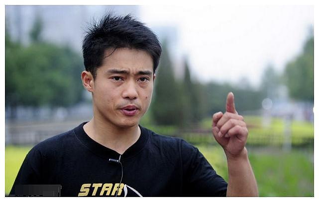 中国体操冠军的堕落人生：3次偷窃坐牢，贱卖奖牌街头卖艺（组图） - 30