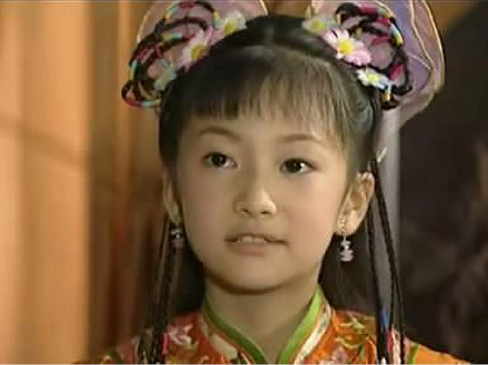 杨紫好友自曝16岁遇潜规则，对方年龄比她父亲还大，拒绝后被威胁
