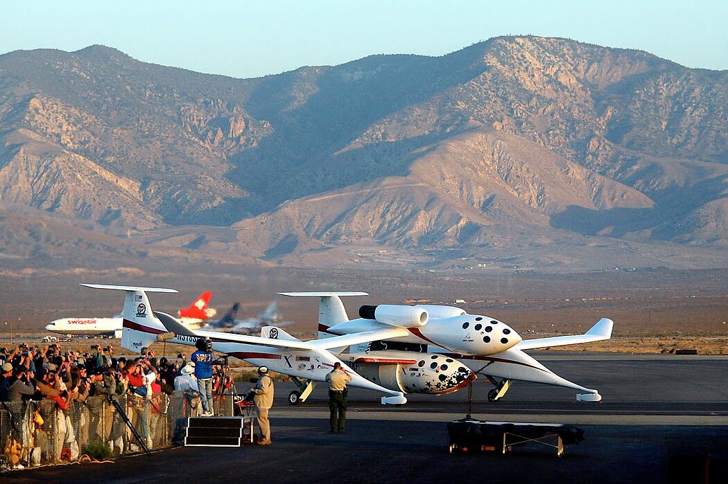 2004年9月，“太空船1号”在加州莫哈韦起飞。
