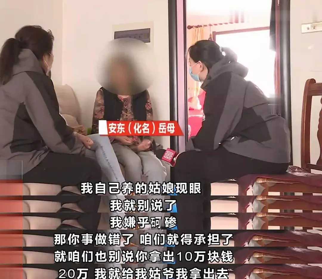 给别人养了8年孩子，男子问妻子那个男人是谁，回答：当时人挺多