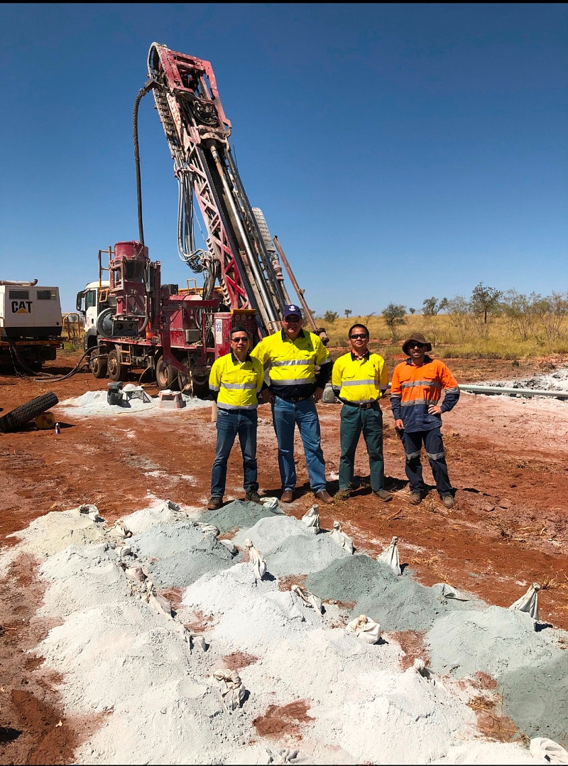 Photo with Eddie Rigg, Mingyan Wang and Logan Barber at drill site in Global Lithium’s Marble Bar Project.jpg,0