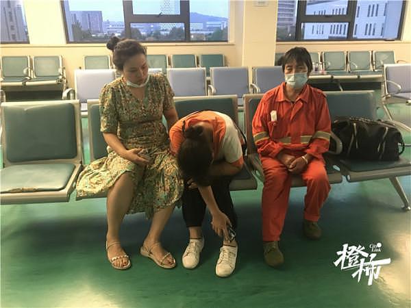 杭州烧伤女孩被下两次病危通知，母亲哭着还原事发瞬间（视频/组图） - 4