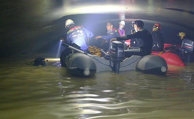 珠海隧道透水事故再发现10名遇难者，仍有1人失联（组图） - 1