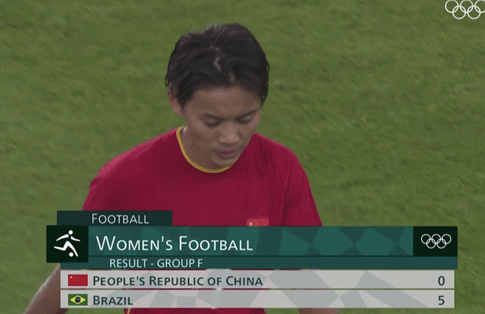 0-5惨败！中国女足奥运耻辱战：王霜低头离场，巴西全员跳舞庆祝（视频/组图） - 1