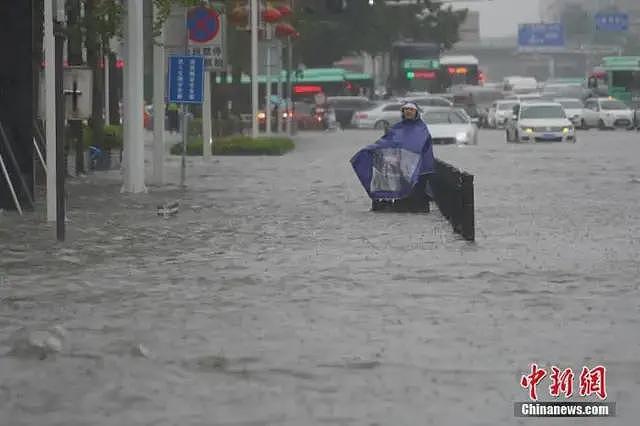 “720”特大暴雨突袭郑州，气象部门预报了，然后呢？（组图） - 2