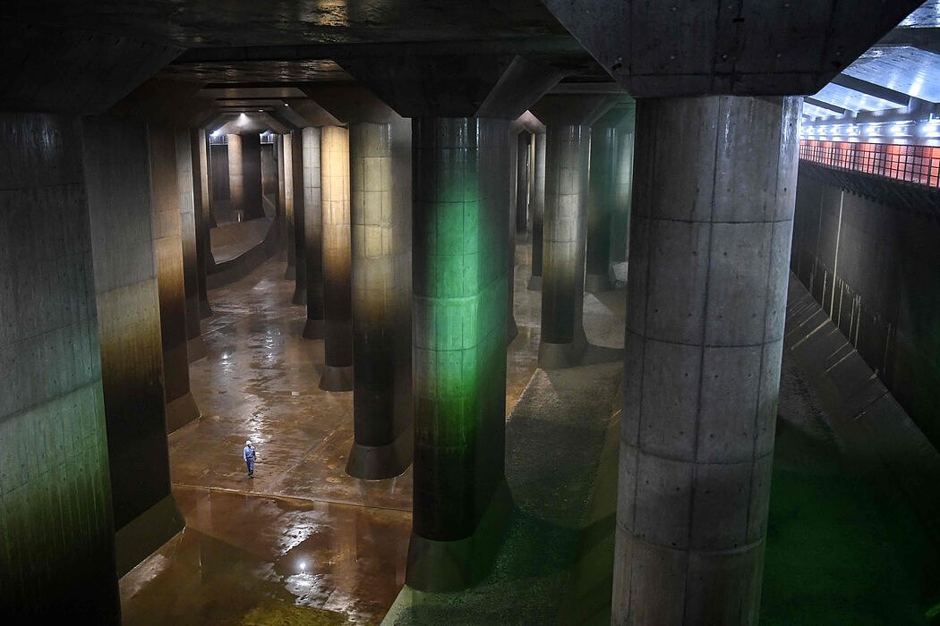 保护东京免受洪灾的巨大地下蓄水池。