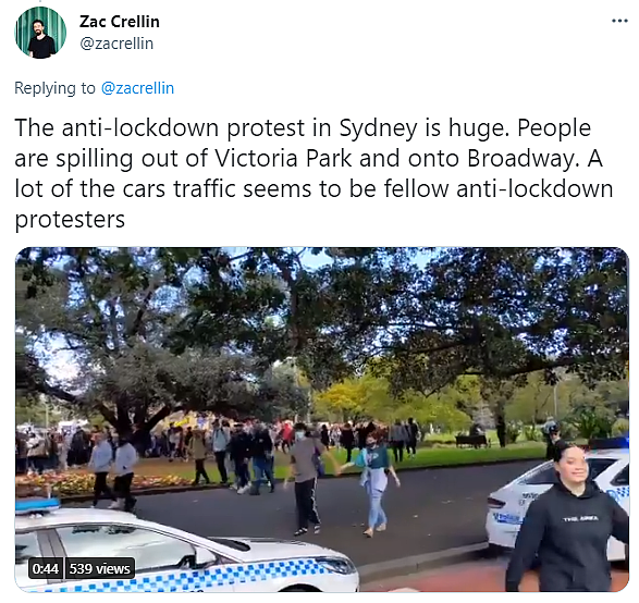墨尔本爆发大规模反封锁游行！全澳各地示威者上街抗议，多人被捕（视频/组图） - 32