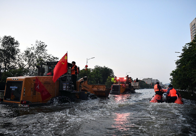 河南暴雨造成1300多万人受灾，遇难人数增至99人，失踪人数仍在核查（组图） - 8