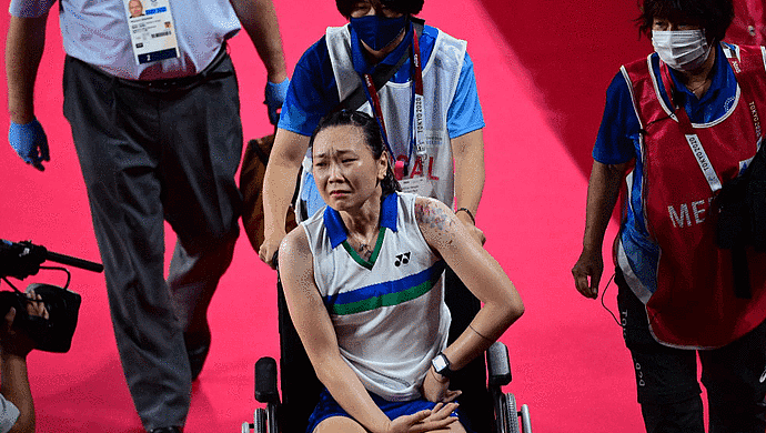 跟腱断裂，坐轮椅离场哭成泪人！她出生在中国，为美国出战奥运会（组图） - 4