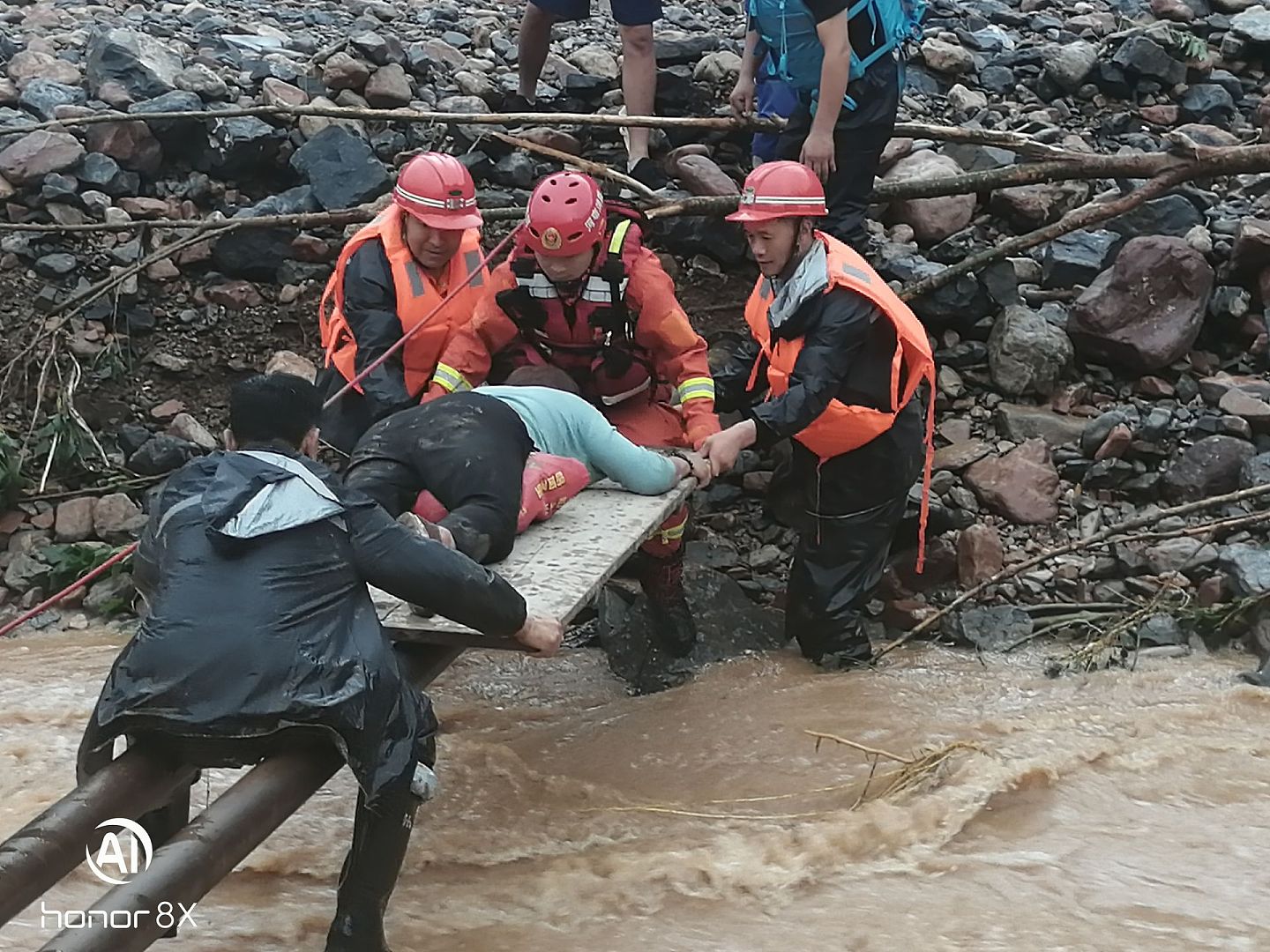 河南全省超96%的县在此次暴雨中受灾。（人民视觉）
