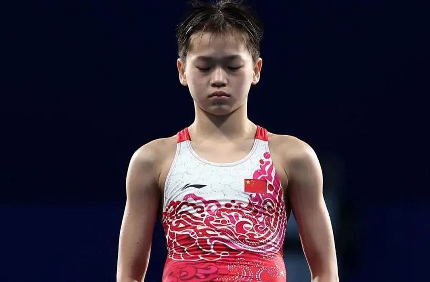 中国跳水队14岁女孩全红婵为中国夺第33金。（微博@娱乐饭桶）