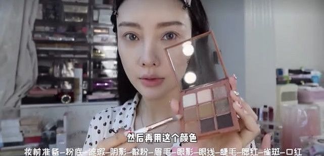 李小璐晒40岁纯素颜，热舞大秀马甲线，自夸“这才是真正的身材”