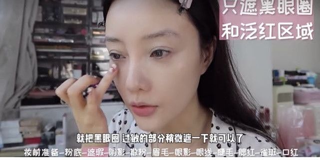 李小璐晒40岁纯素颜，热舞大秀马甲线，自夸“这才是真正的身材”