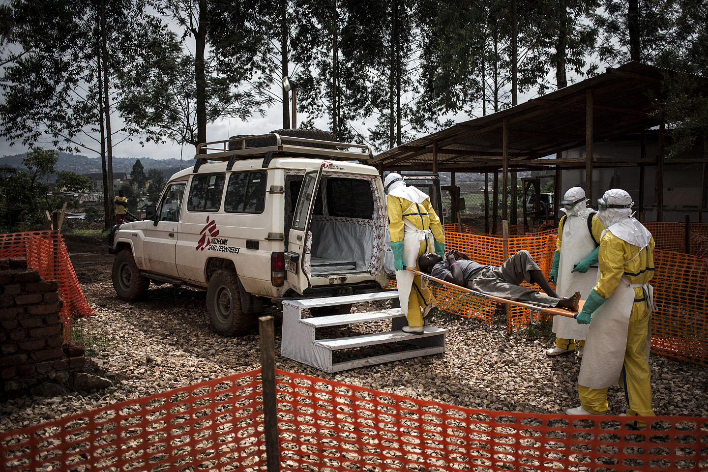 ▲▼伊波拉疫情在2014到2016年间，在西非地区总共造成1.1万人丧命。。（图／达志影像／美联社）