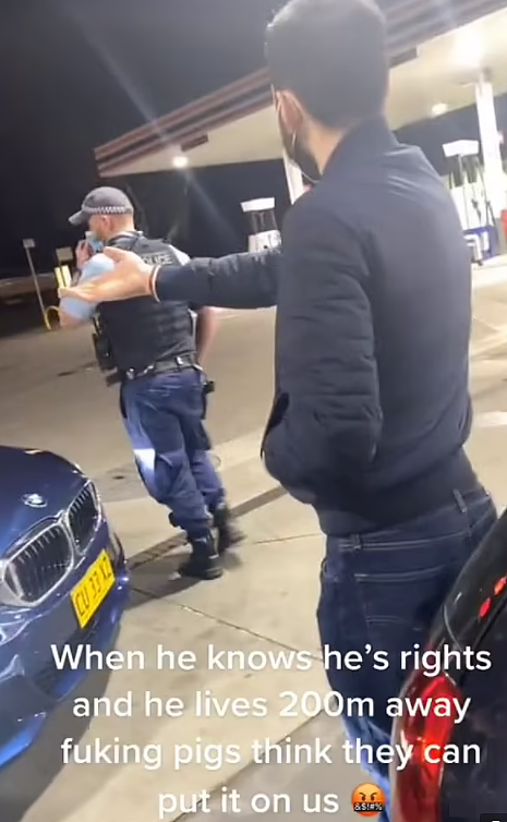 视频抖音疯传！悉尼男子大骂警员嘲讽防疫令，同行女生边拍边笑（视频/组图） - 2