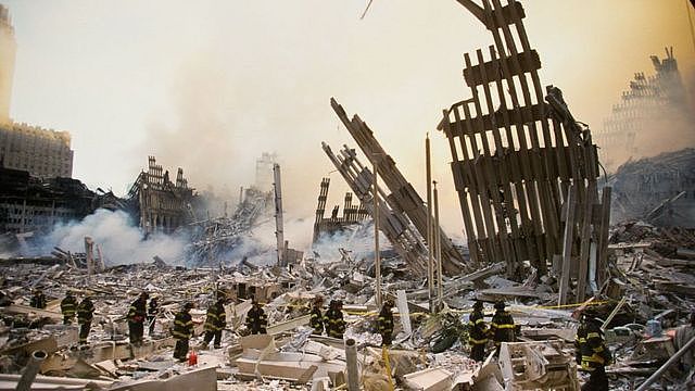 纽约世界贸易中心双塔被炸毁