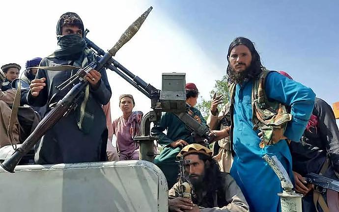 塔利班3次想杀她！阿富汗首位女市长悲壮留言：我在家里等着他们来杀我（组图） - 2