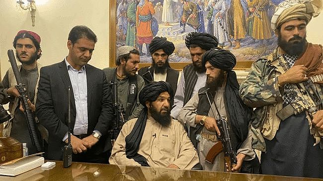 即将上台的塔利班政治领袖是谁？3年前刚出狱，最令美国忌惮的“关键领导人”（组图） - 4