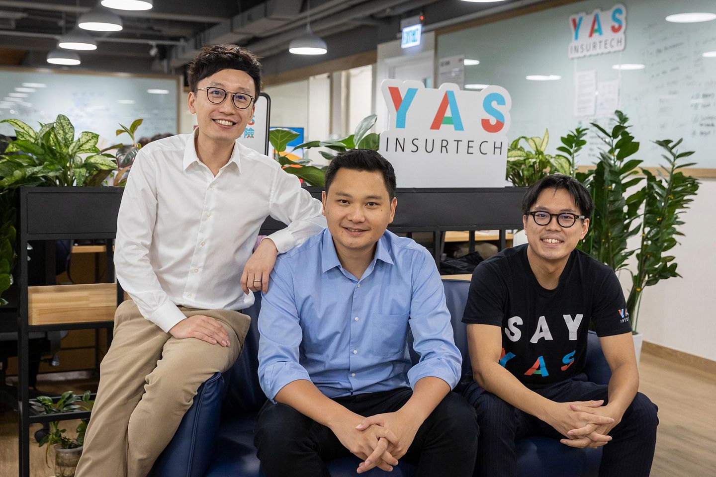 由左至右：YAS 联合创始人李威霖、安宇昭和市场推广主管负责人方安生。（龚嘉盛摄）