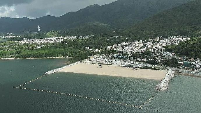 斥2亿打造香港版 “芭提雅” 泳滩开放，2月有161人受伤（组图） - 2