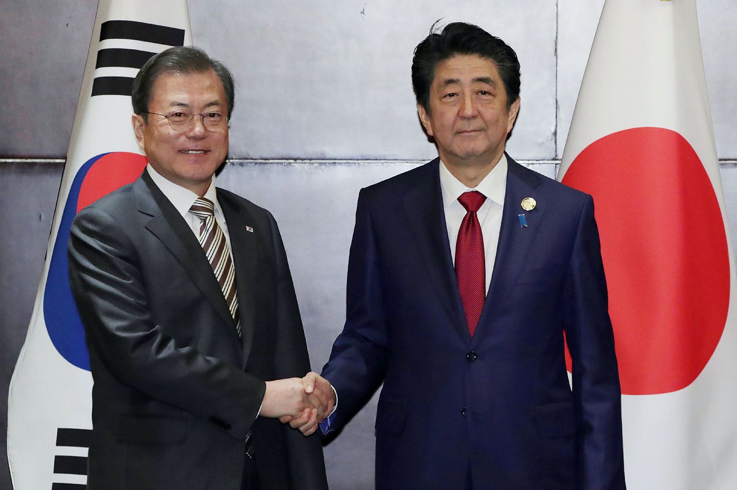 2019年12月，中国在四川主持中日韩首脑峰会，日韩关系虽有所改善，但就强征劳工赔偿问题上，仍陷入僵局。（Getty）