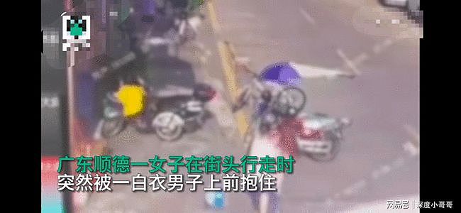 电梯内男子用下体蹭13岁女孩，被警告无效后，他决定再来一次，抱住强吻（组图） - 18