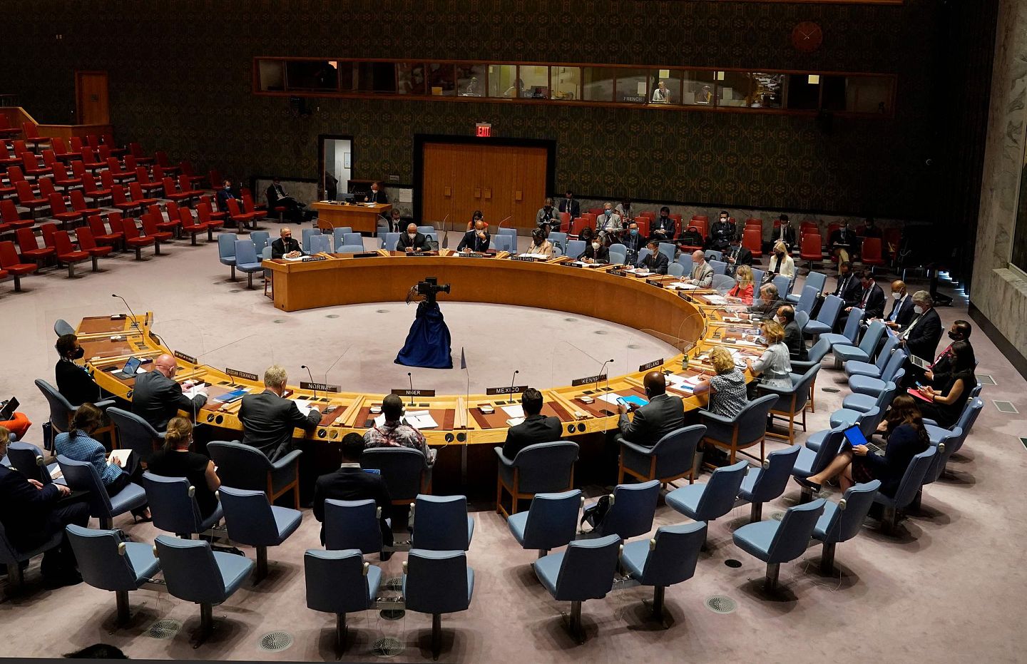 2021年8月30日，联合国安理会以13票赞成，0票反对，2票弃权的结果，通过了一项关于阿富汗问题的决议草案，中国和俄罗斯投了弃权票。（视觉中国）