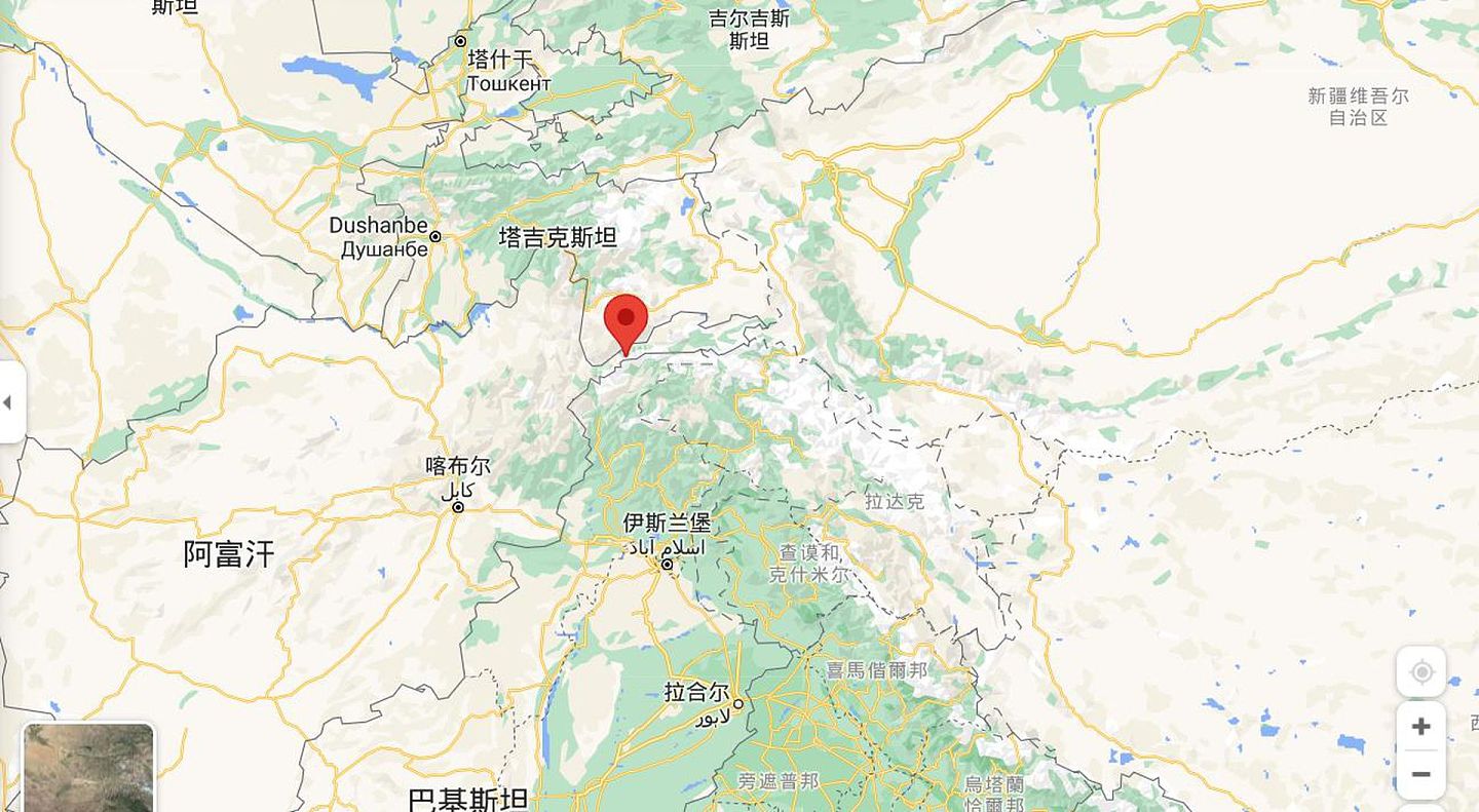 瓦罕走廊是阿富汗巴达赫尚省至中国新疆境内呈东西向的狭长地带，中国非常关注东伊运等恐怖分子是否通过此地进入中国。（谷歌地图截图）