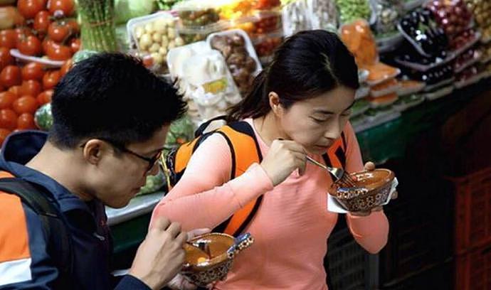 霍启刚“豪门晚餐”曝光，饭菜成最大亮点，网友：这才是豪门家教（组图） - 1