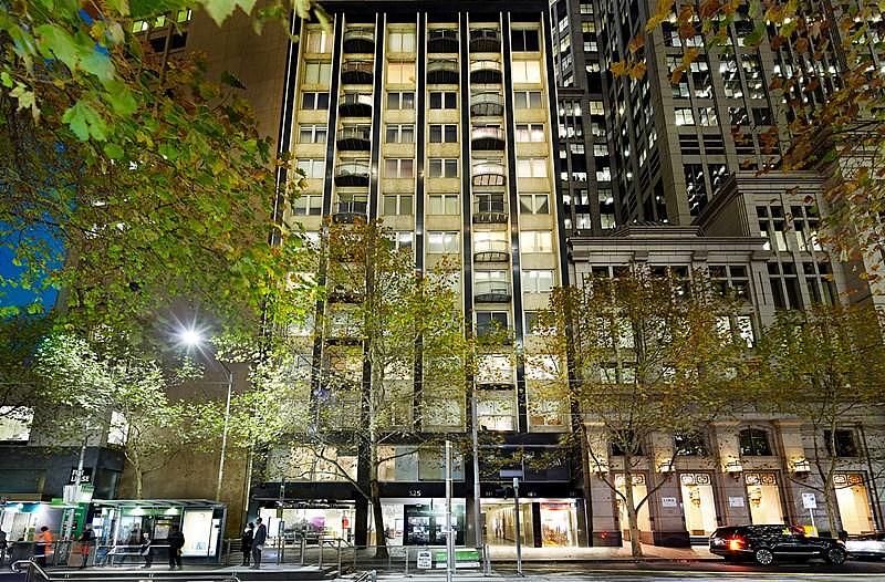 325-collins-street-melbourne-vic-3000-real-estate-photo-13-xlarge-10523012.jpeg,0