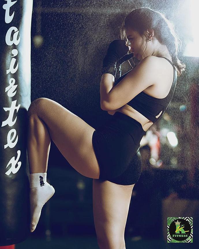 【美女】健身版“钟丽缇”，一张半裸照，让人瞬间不淡定了！（组图） - 14
