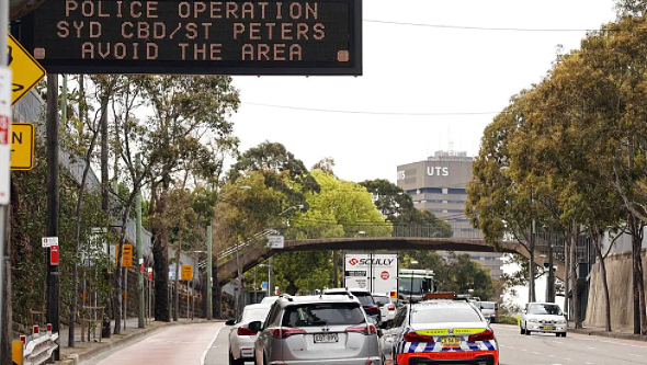 严防示威者进入悉尼CBD！警方街头设卡检查，部分城铁站临时禁停（组图） - 14
