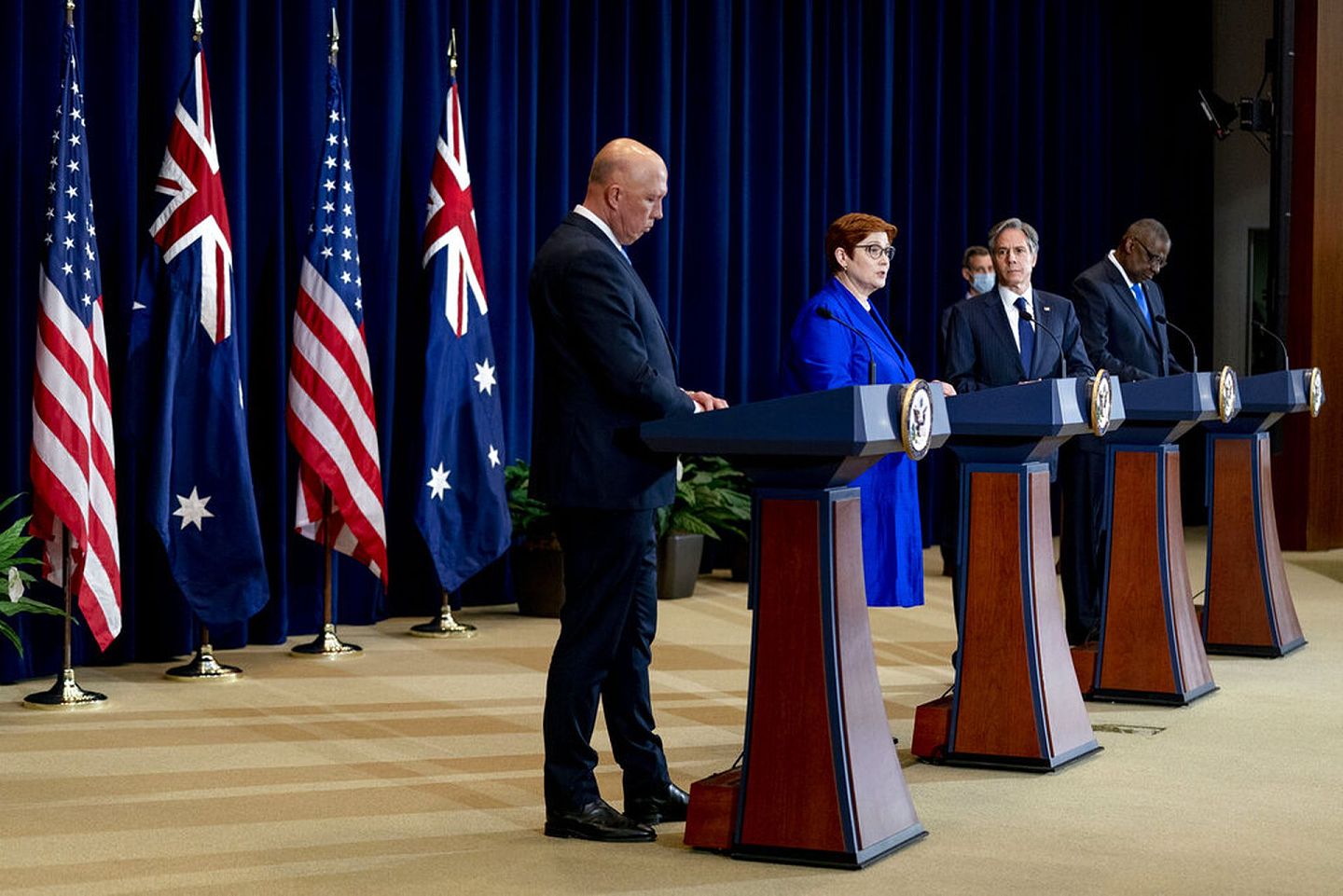 日前，美国绕开欧盟，同澳大利亚达成AUKUS安全协议，以帮助澳大利亚部署核动力潜艇，强化印太地区的安全存在。（AP）