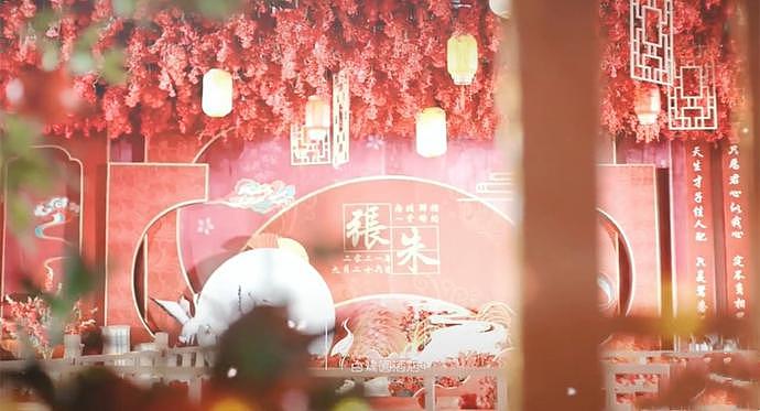 恭喜！网红大杨哥结婚，车队奢华包含五辆法拉利，新娘被指像吉娜（组图） - 9