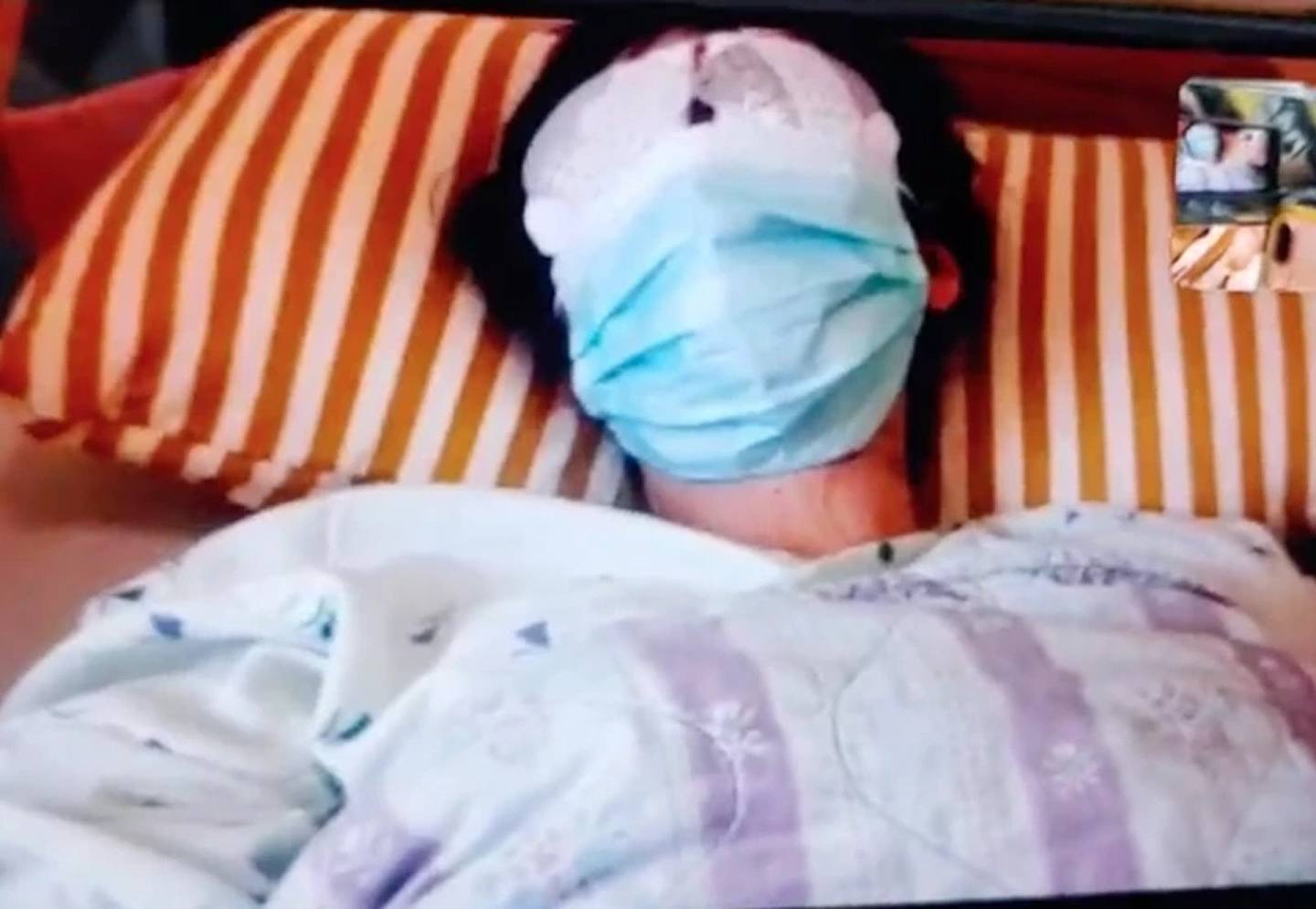 屏东高树乡一名潘姓女便利店店员遭当地卫生局列管的思觉失调男子攻击，双眼重伤，鼻梁破碎。 （《联合报》）